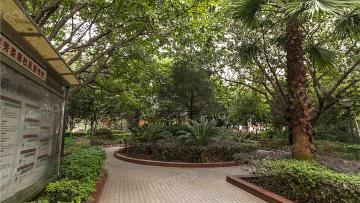 圣泉花园外景图