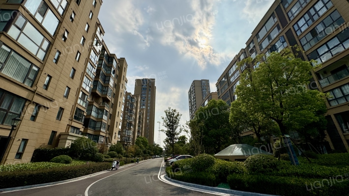 佳源都市外景图