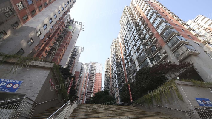 中天枫景小区外景图