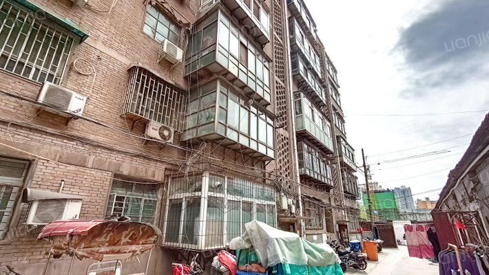 凤凰路37号院外景图