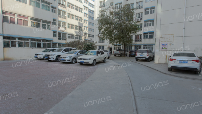 西太华工贸集团小区外景图