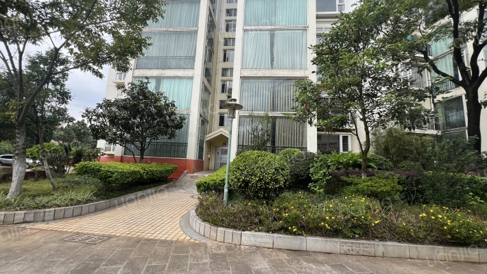 福苑小区外景图