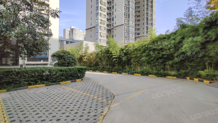 宝苑假日风景外景图