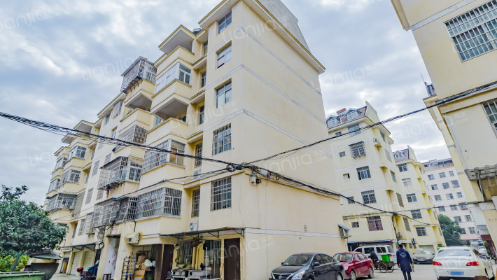 兴粮小区外景图