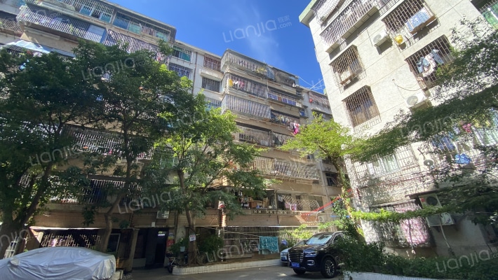 中旅住宅外景图