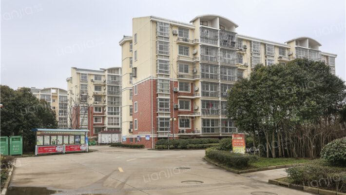 丁晏小区外景图