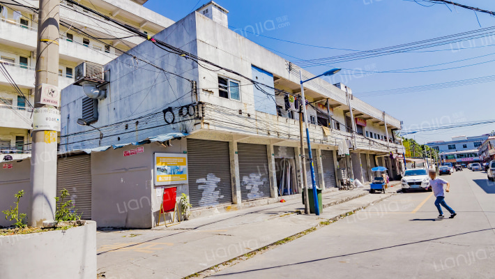 小坪公寓外景图