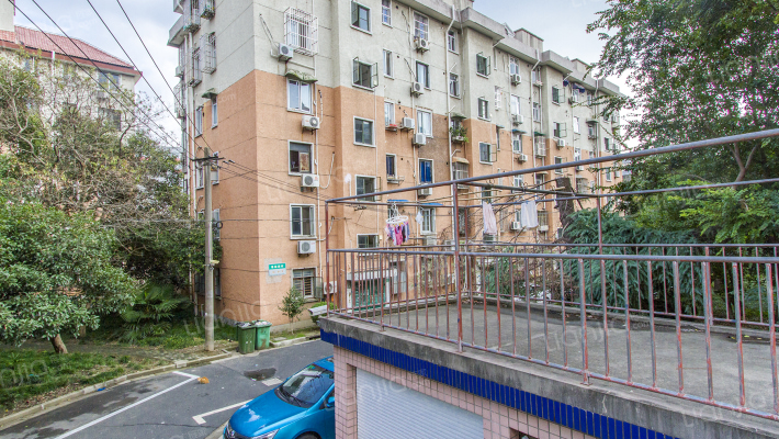 莘松四村外景图