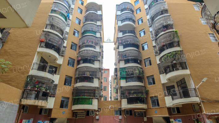 富丽华花园外景图