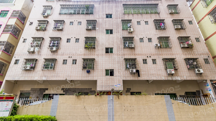 华润广场外景图