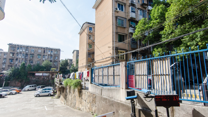 长沙建筑机械厂宿舍外景图