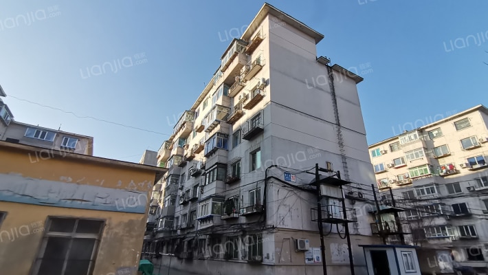 勋业四路小区外景图