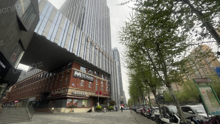 云图大厦外景图