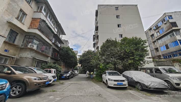 南大街327号附1外景图