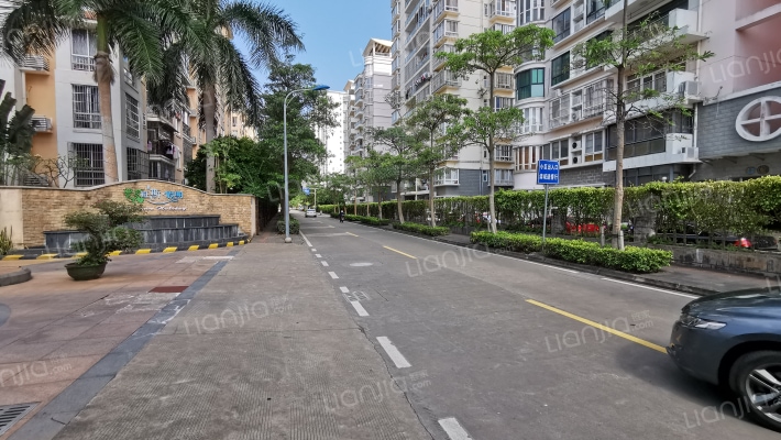 普罗旺斯假期外景图