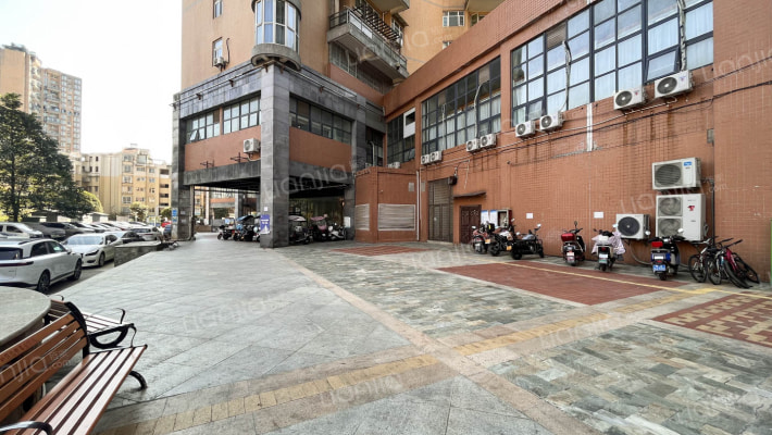 商房高第外景图