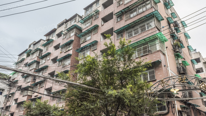 凯旋路112号外景图