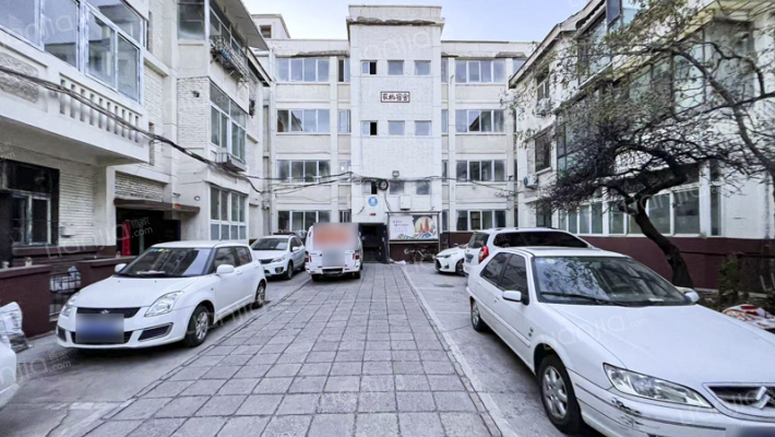 农机宿舍外景图