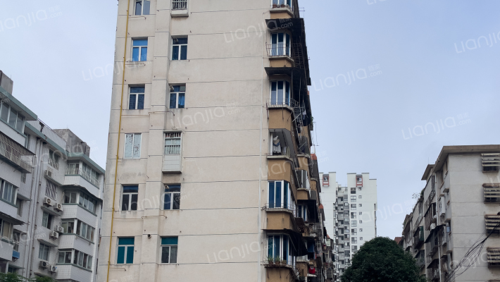 丝绸公司宿舍外景图