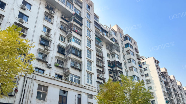 海峰公寓外景图