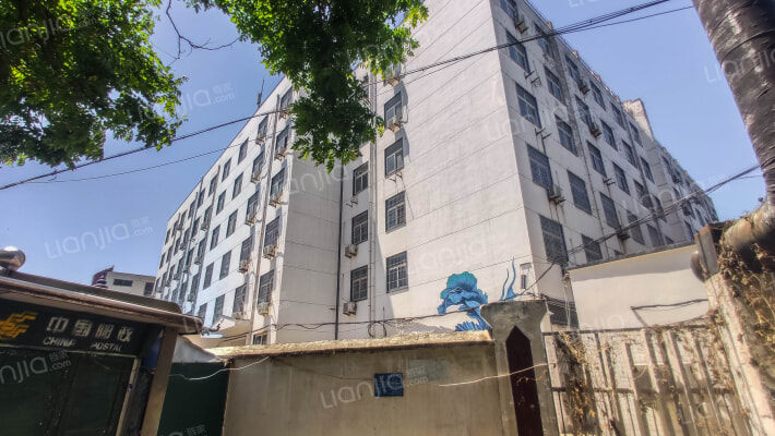 县万里市政公司家属院外景图