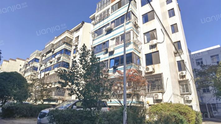 人民中路33弄小区外景图