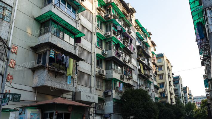 胭脂新村外景图