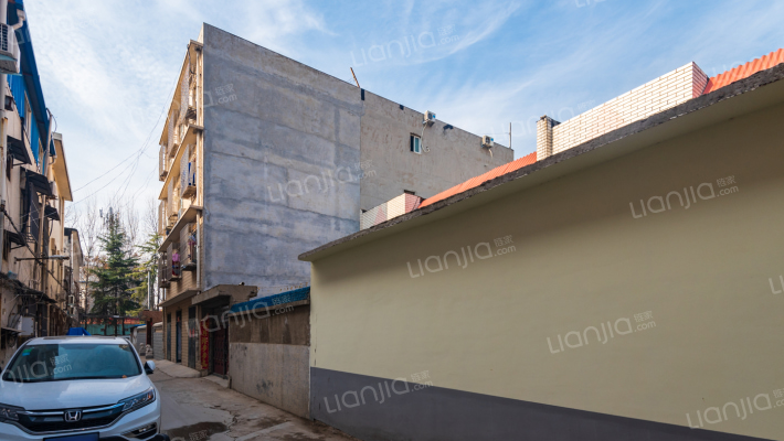 台胞小区别墅外景图