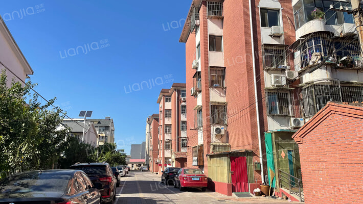 物资新村外景图