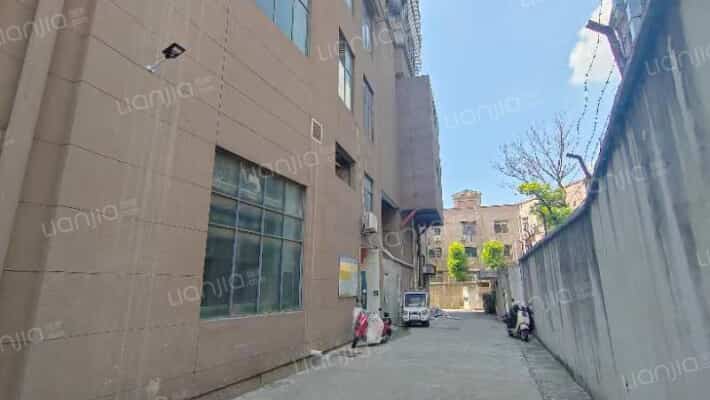 新世界广场小区外景图