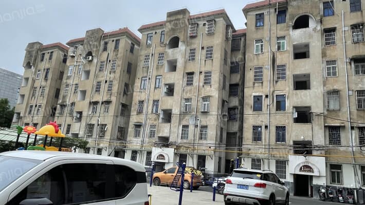 阜王路老干部东西楼外景图