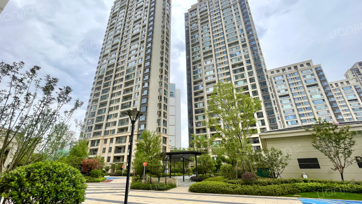 海尔翡翠文华F区外景图