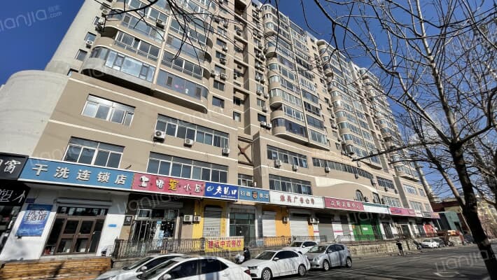 华都大厦外景图