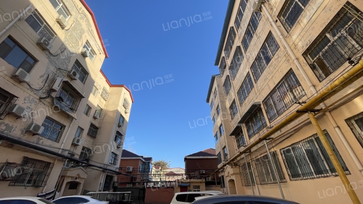 新华书店家属院外景图