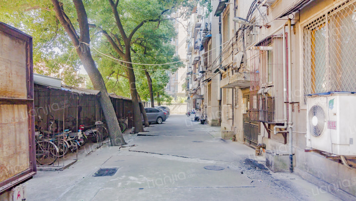 省建设银行宿舍外景图