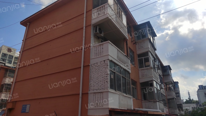 华元建筑公司家属楼外景图