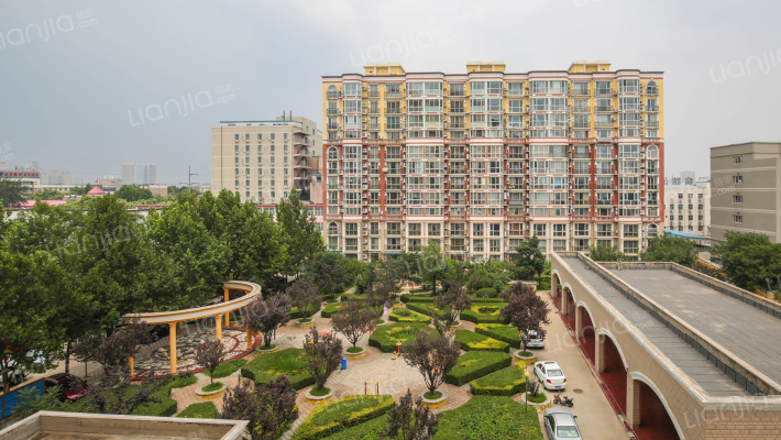 假日公馆外景图