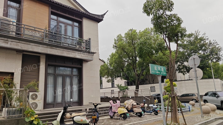 天房吴侬里外景图