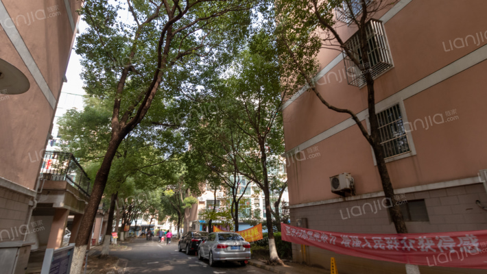 新公馆花园外景图