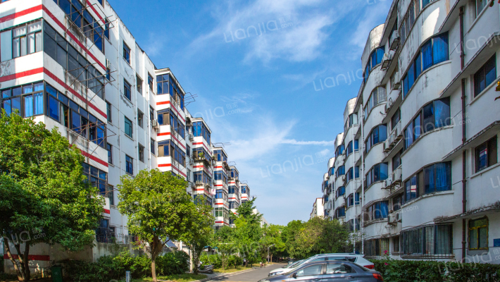 神龙小区外景图