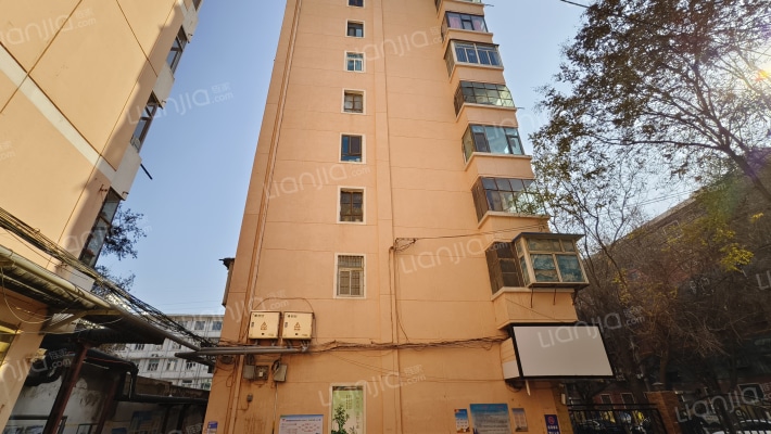 兰州市电务段家属楼外景图