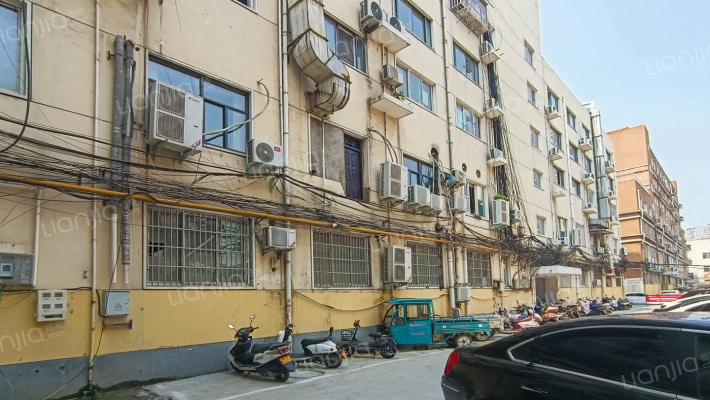 海云第一城外景图