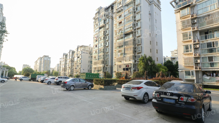 天润城第二街区外景图