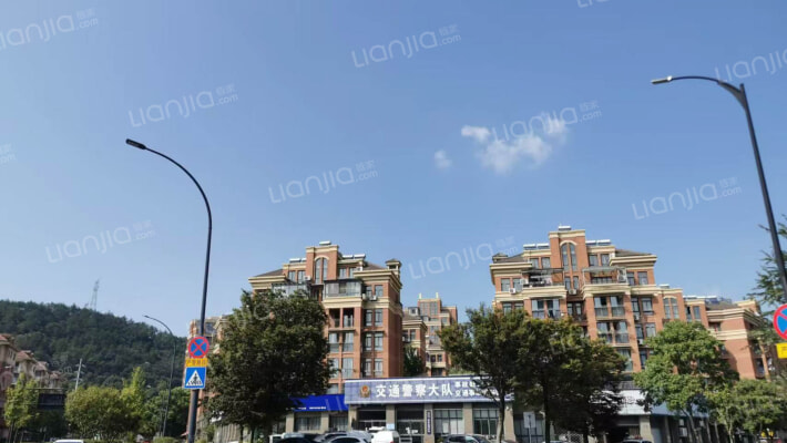 衣锦人家外景图