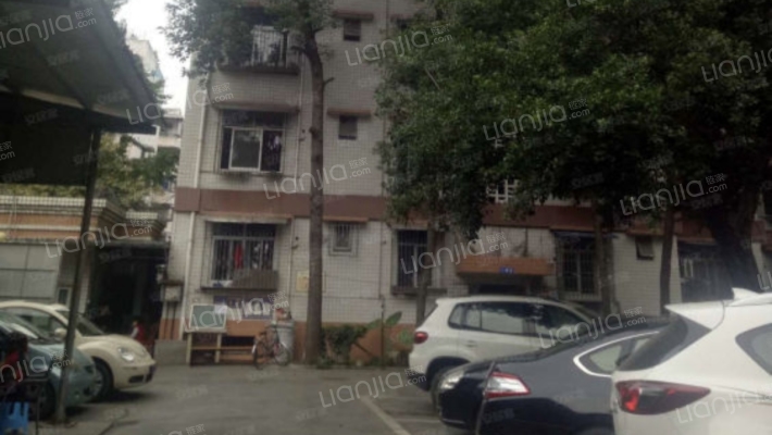 建设公寓外景图