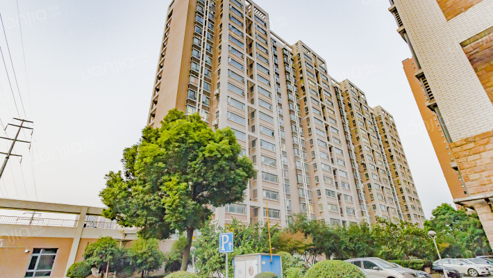 雷苑小区外景图