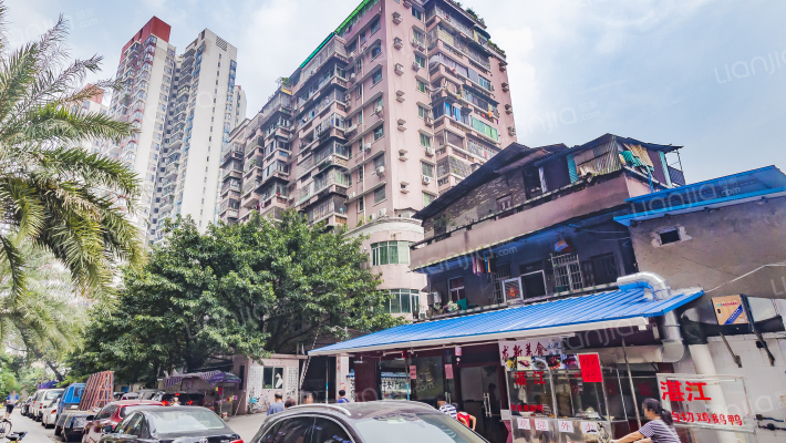 穗龙花园外景图