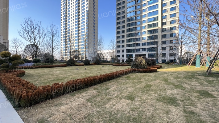 晴翠四季外景图