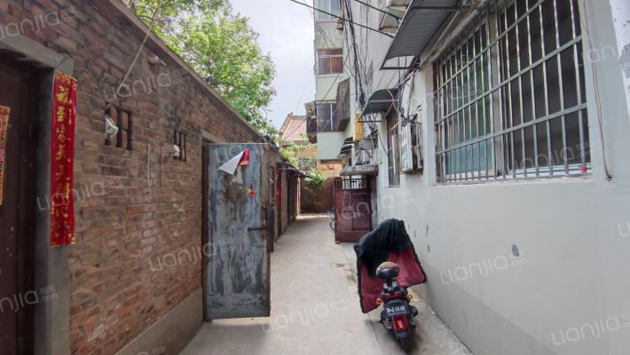 包公西湖南街外景图