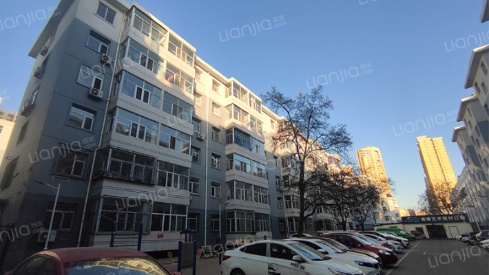 轴承厂宿舍外景图